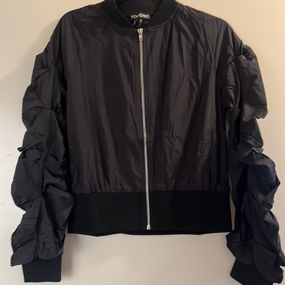 Black Pleated Windbreaker Bomber Jacket - Picture 3 of 7